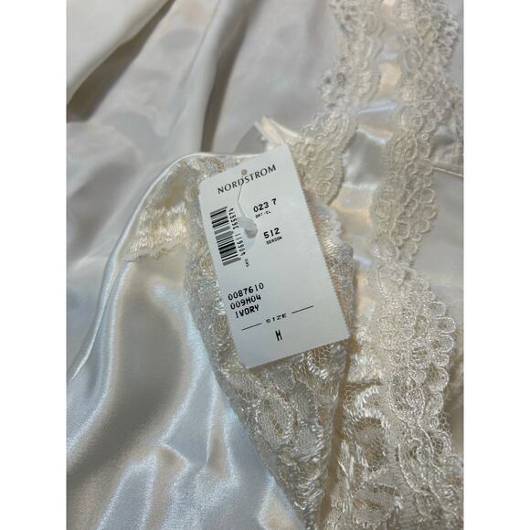 New! California Dynasty Satin Robe & Gown Set in Ivory Vintage Deadstock Sz M - Picture 3 of 6